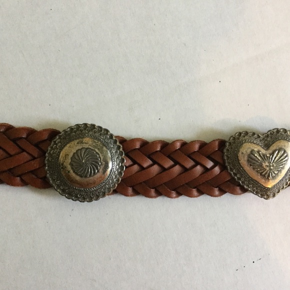 🟢BRIGHTON Brown Leather Silver Concho Belt Size S - Picture 5 of 7